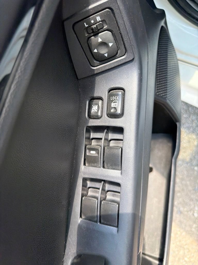 Used 2014 Mitsubishi Lancer Evolution GSR AWD/4WD image 11