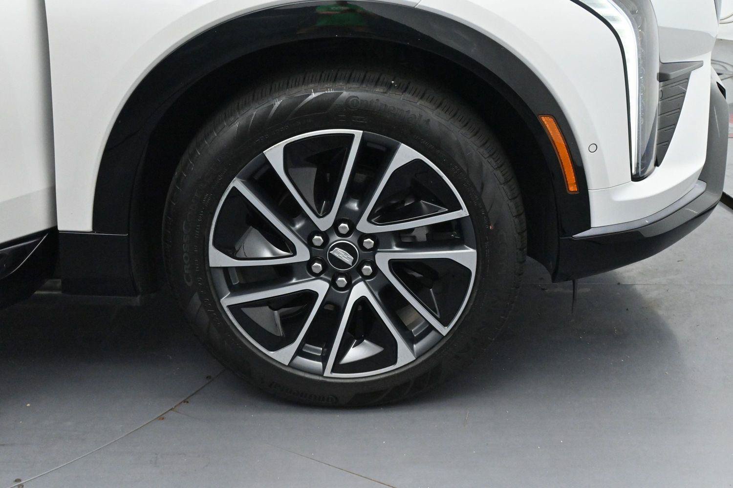 Certified 2025 Cadillac Optiq Sport 1 AWD/4WD image 35
