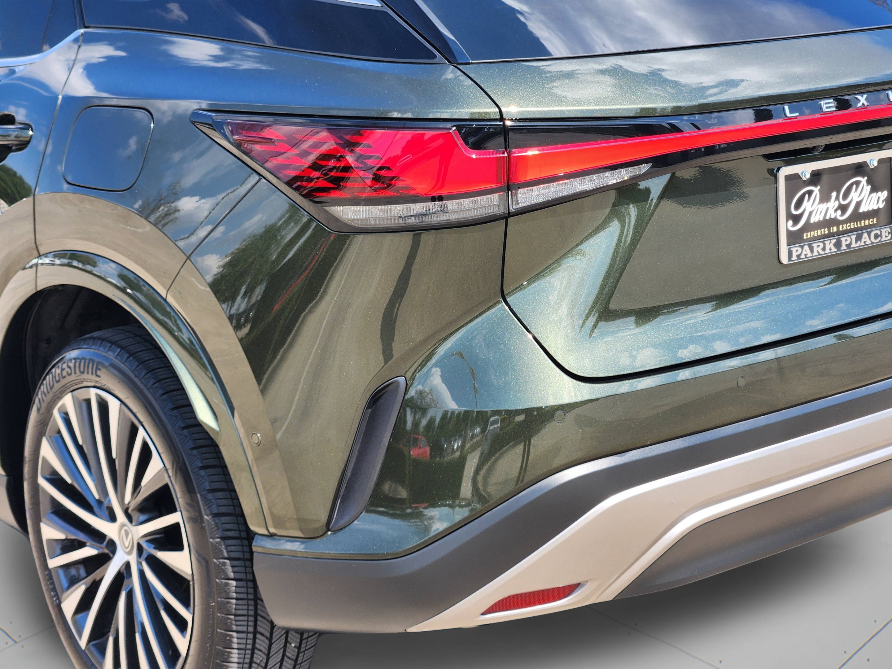 Used 2025 Lexus RX 350 Premium Plus w/ Convenience Package FWD image 37
