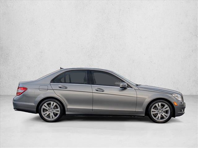 Used 2011 Mercedes-Benz C 300 4MATIC Sedan image 5