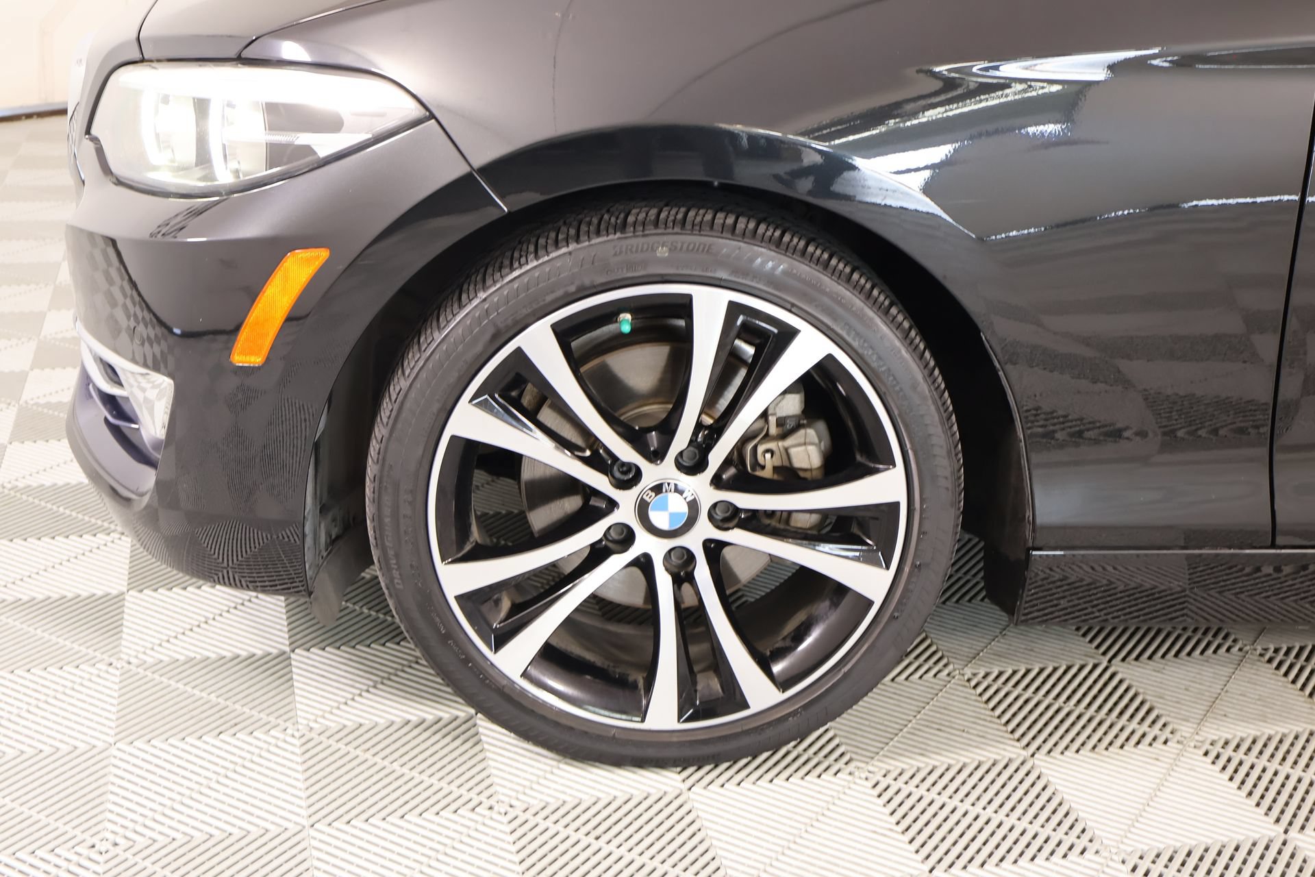 Used 2020 BMW 230i xDrive Convertible w/ Convenience Package AWD/4WD image 17