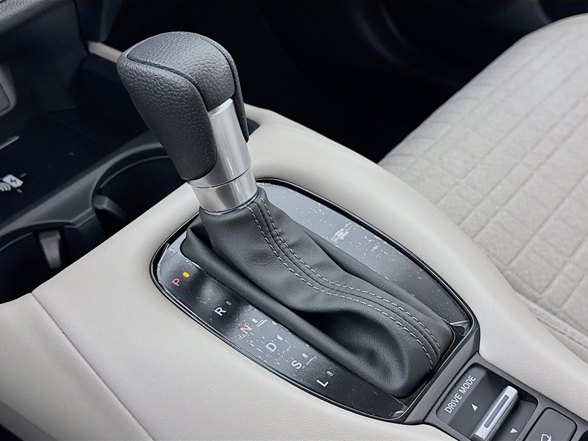 New 2026 Honda HR-V LX image 16