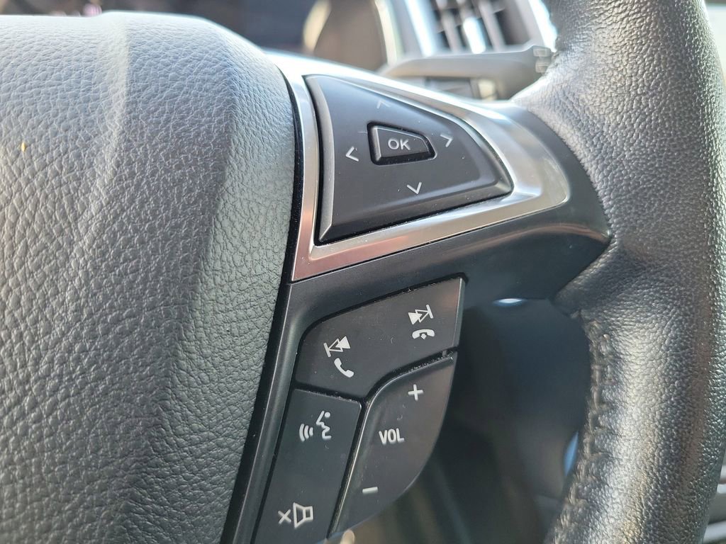 Used 2020 Ford Edge Titanium w/ Equipment Group 301A image 23