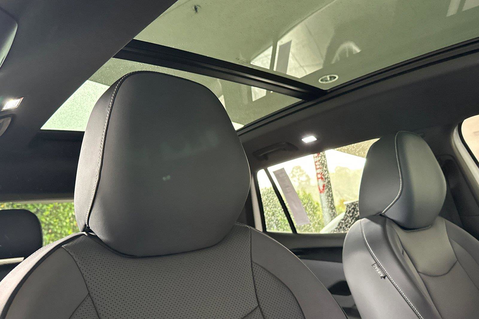 New 2026 Volkswagen Tiguan SE R-Line image 16