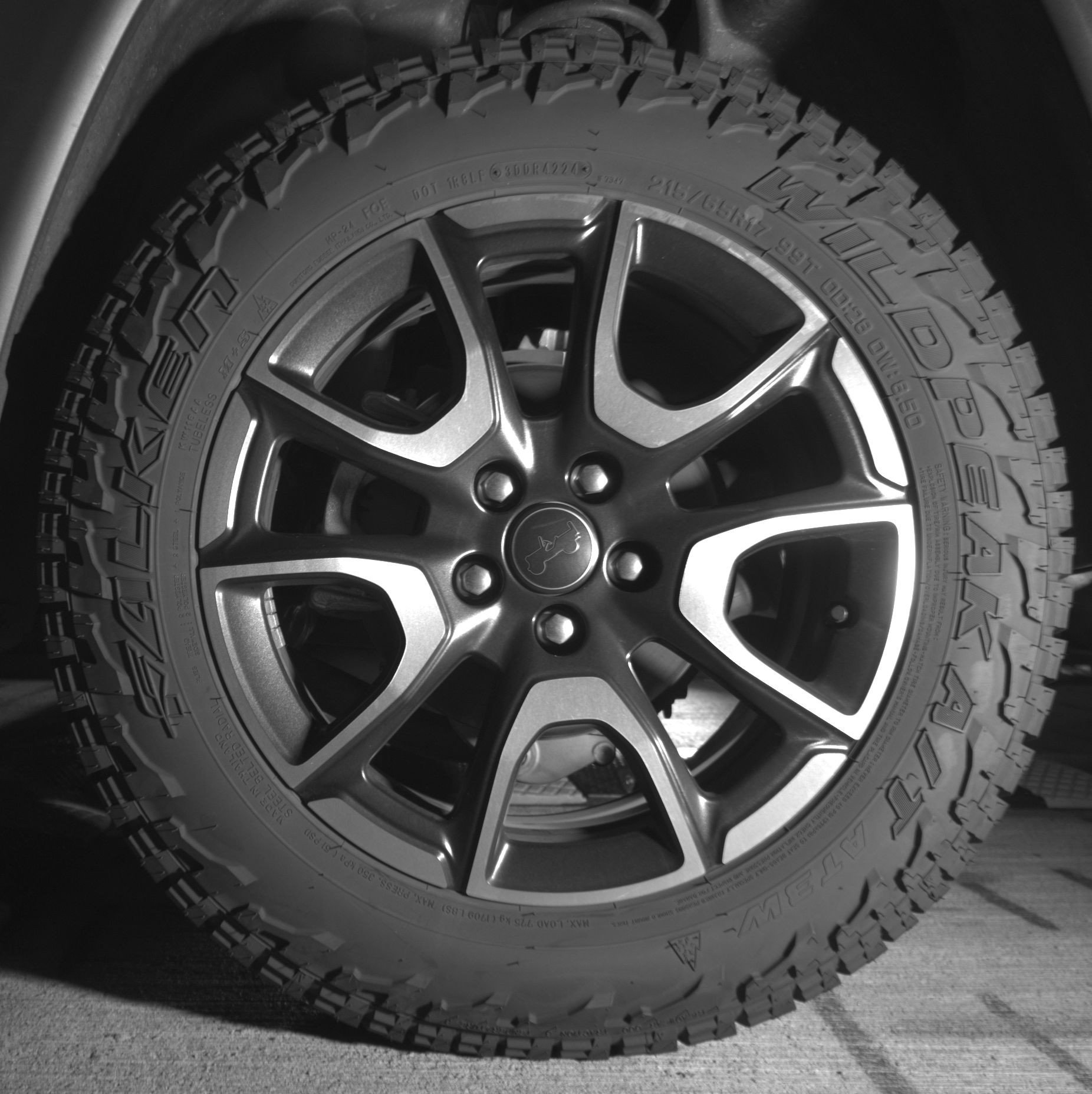 Used 2025 Jeep Compass Trailhawk AWD/4WD image 14