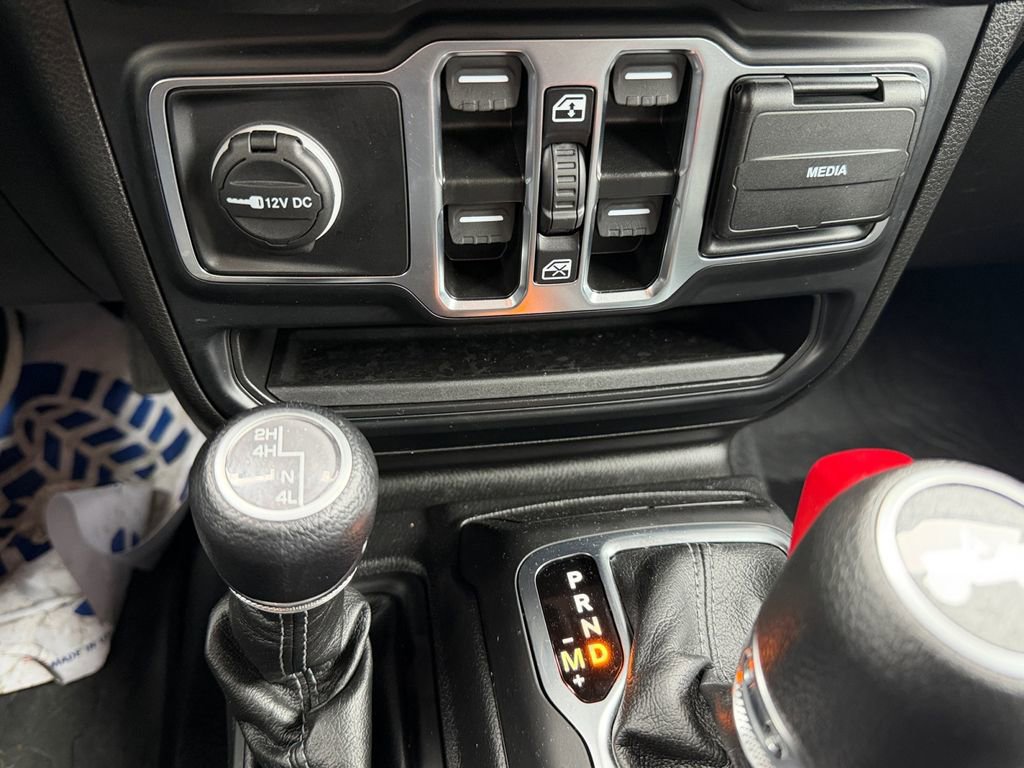 Used 2024 Jeep Wrangler Sport S image 20