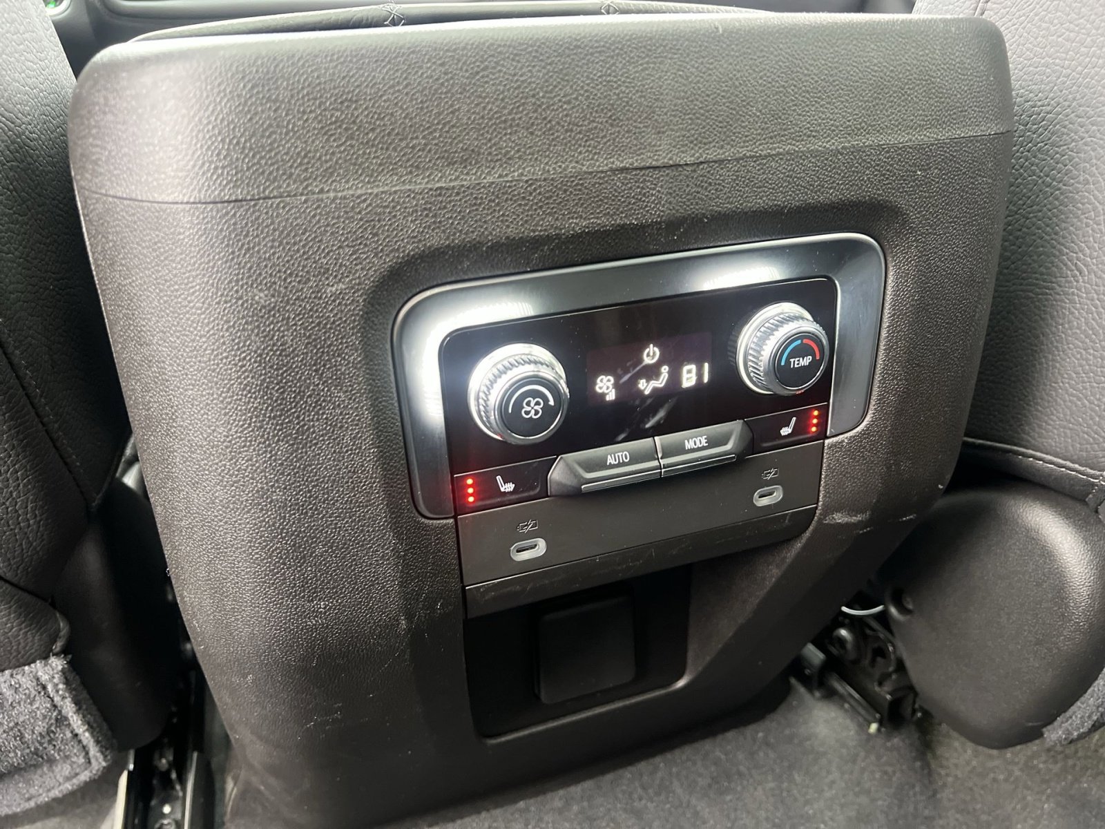 Used 2021 GMC Yukon Denali image 31