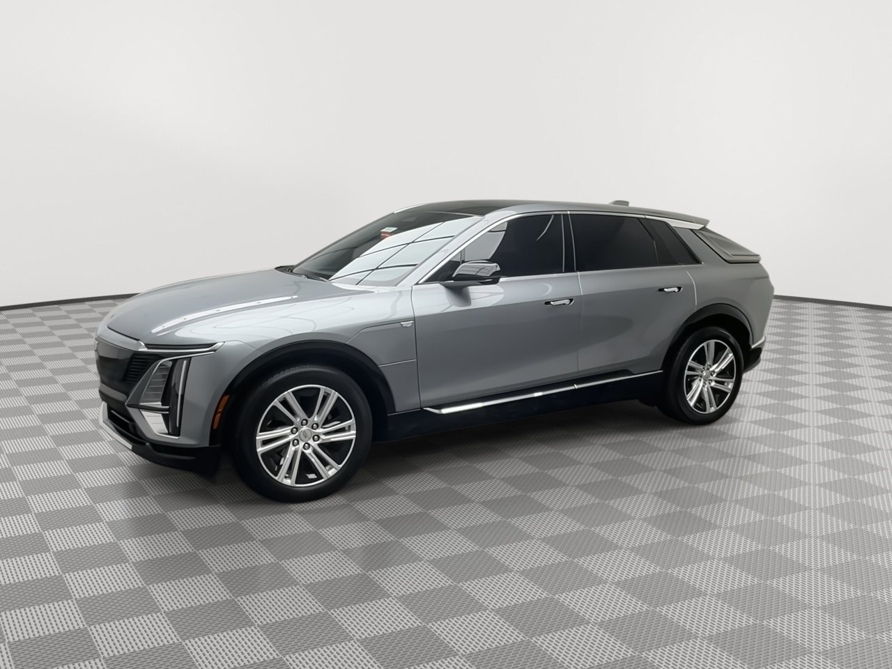 Certified 2024 Cadillac Lyriq Tech w/ LPO, Floor Liner Package AWD/4WD image 40