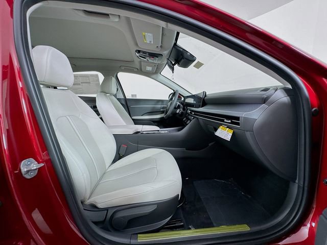 Used 2025 Hyundai Sonata SEL FWD image 42
