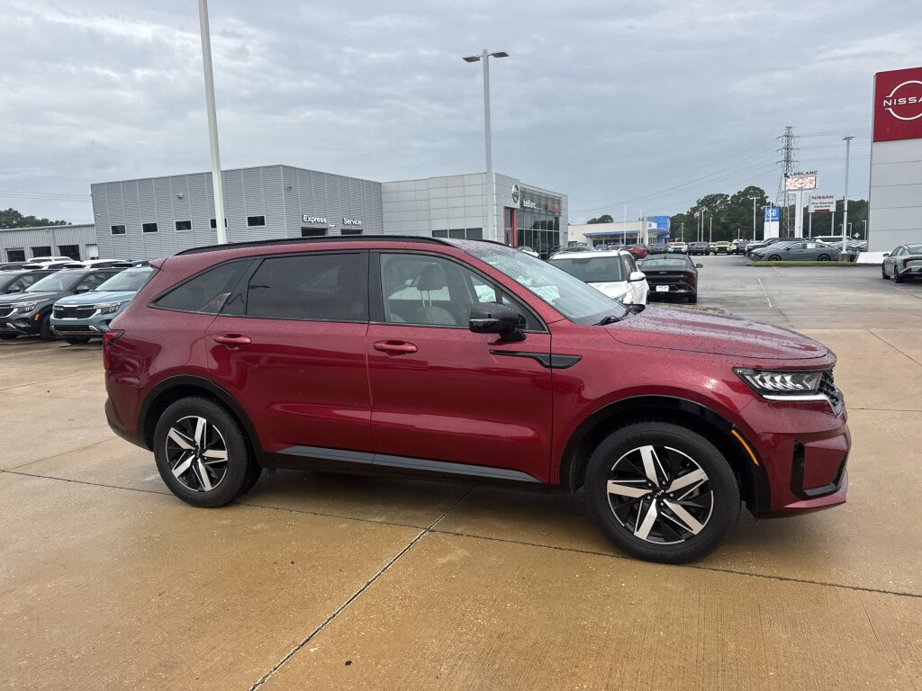 Used 2022 Kia Sorento EX FWD image 13