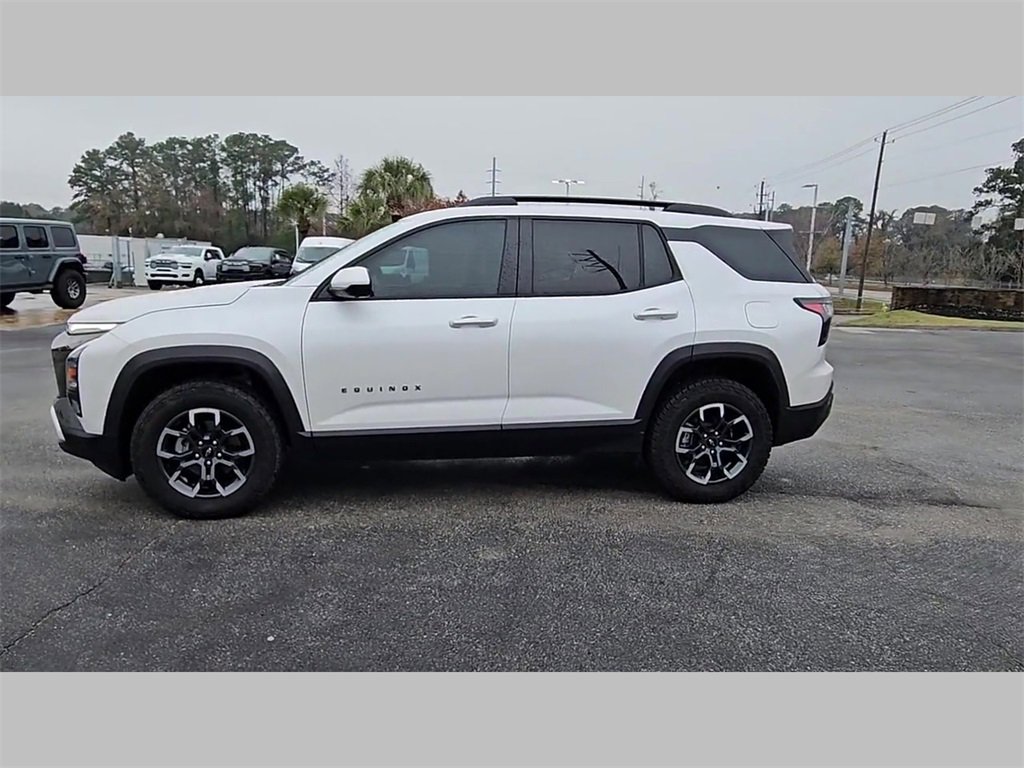Used 2025 Chevrolet Equinox ACTIV w/ Safety and Technology Package image 27
