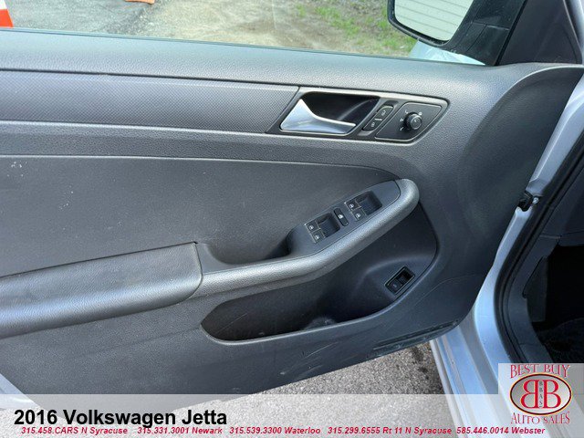 Used 2016 Volkswagen Jetta S image 13