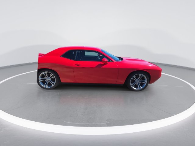 Used 2020 Dodge Challenger R/T RWD image 9