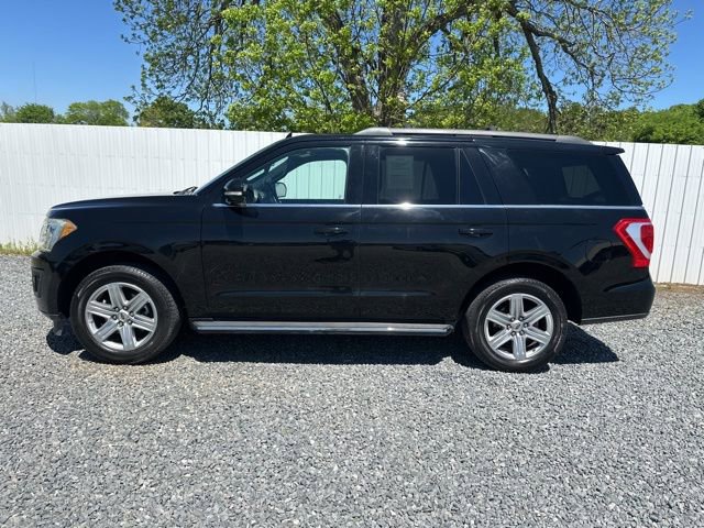 Used 2018 Ford Expedition XLT w/ Equipment Group 202A image 2