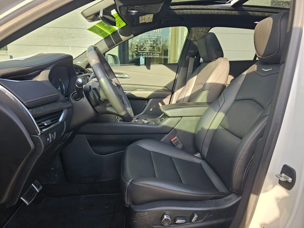 Used 2019 Cadillac XT4 Sport image 21