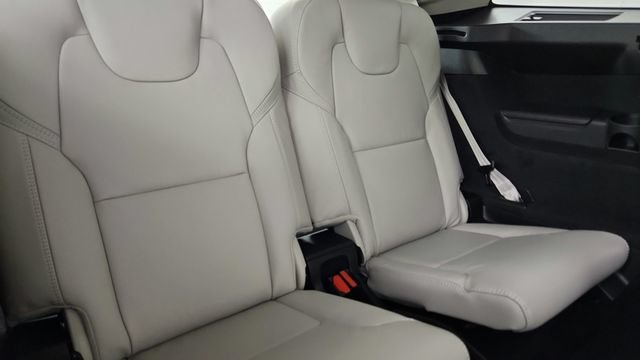 Used 2026 Volvo XC90 T8 Ultra w/ Protection Package Premier AWD/4WD image 36