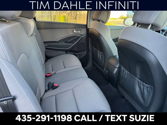 Used 2014 Hyundai Santa Fe GLS image 17