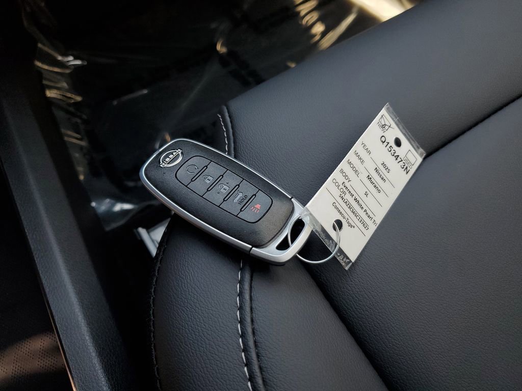 New 2025 Nissan Murano SL AWD/4WD image 29