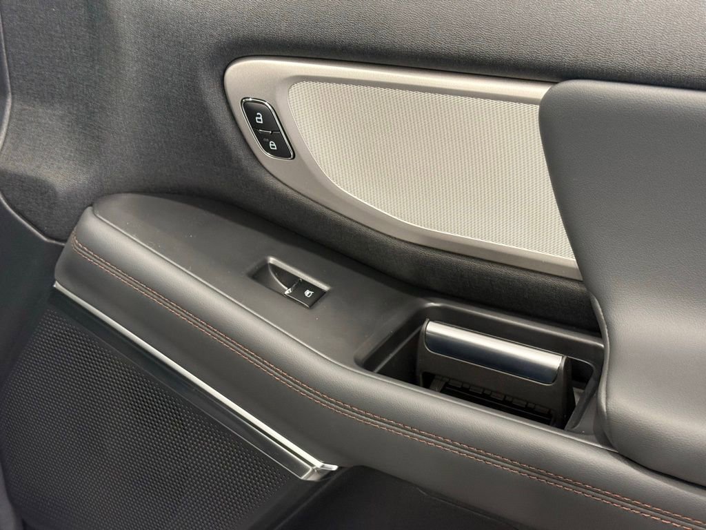 New 2025 Ford Expedition Max Active image 27