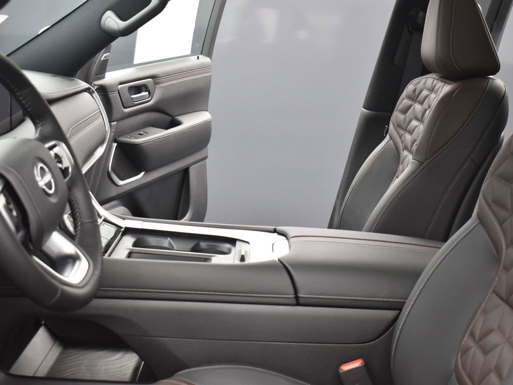 New 2026 Nissan Armada Platinum image 19
