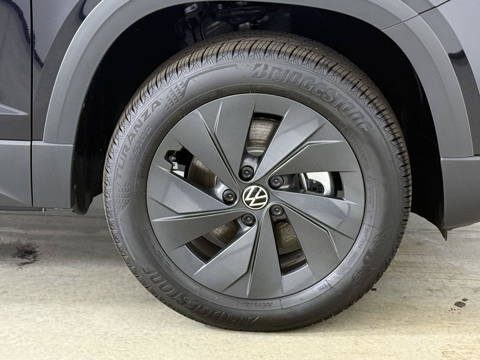 New 2027 Volkswagen Taos S FWD image 14