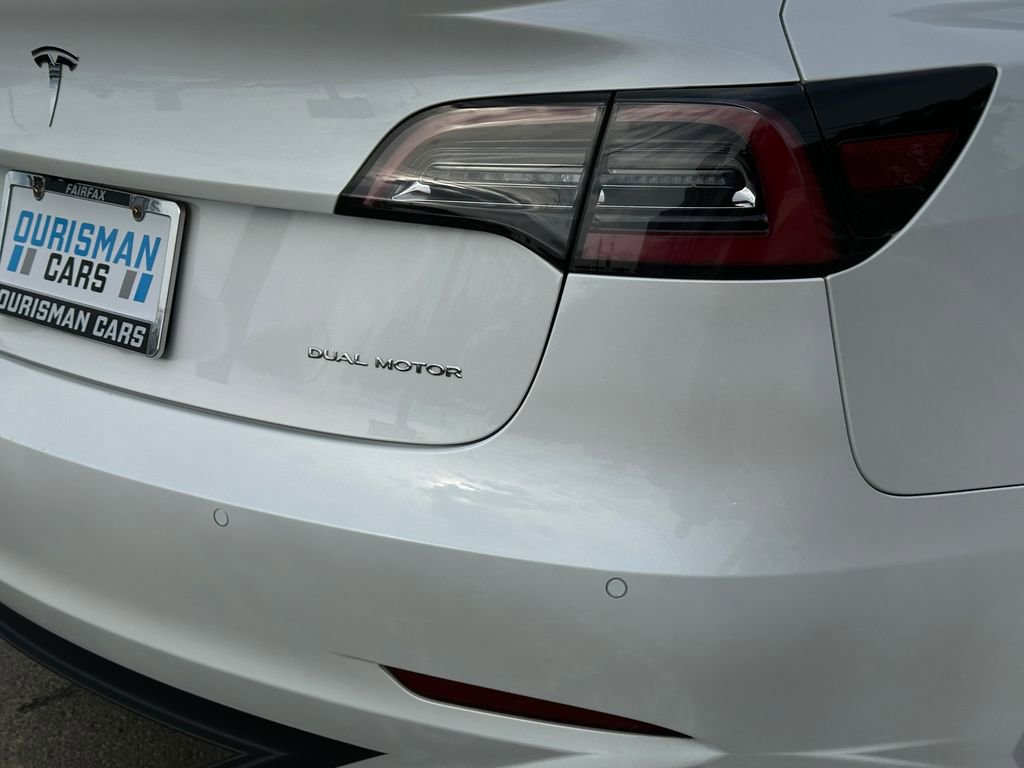 Used 2022 Tesla Model 3 Long Range AWD/4WD image 18