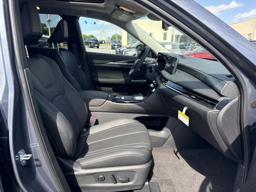 New 2027 INFINITI QX60 Luxe w/ Cargo Package AWD/4WD image 20