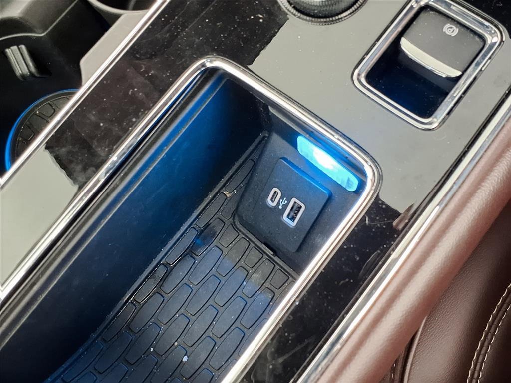 Used 2024 Lincoln Aviator Black Label w/ Class IV Trailer Tow Package image 9