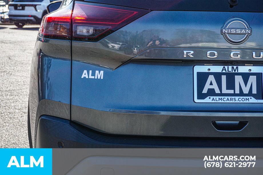 Used 2023 Nissan Rogue S image 13