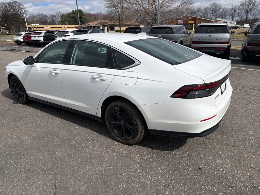 Used 2024 Honda Accord EX image 5