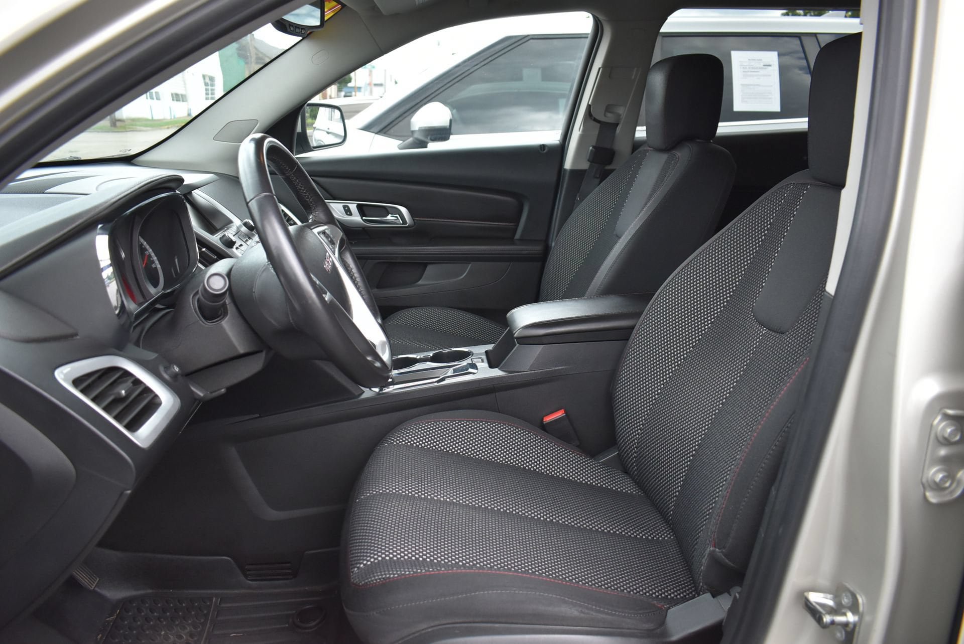 Used 2015 GMC Terrain SLE w/ Convenience Package AWD/4WD image 15