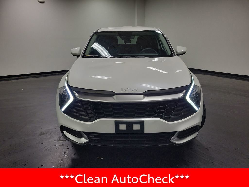 Used 2023 Kia Sportage LX FWD image 3