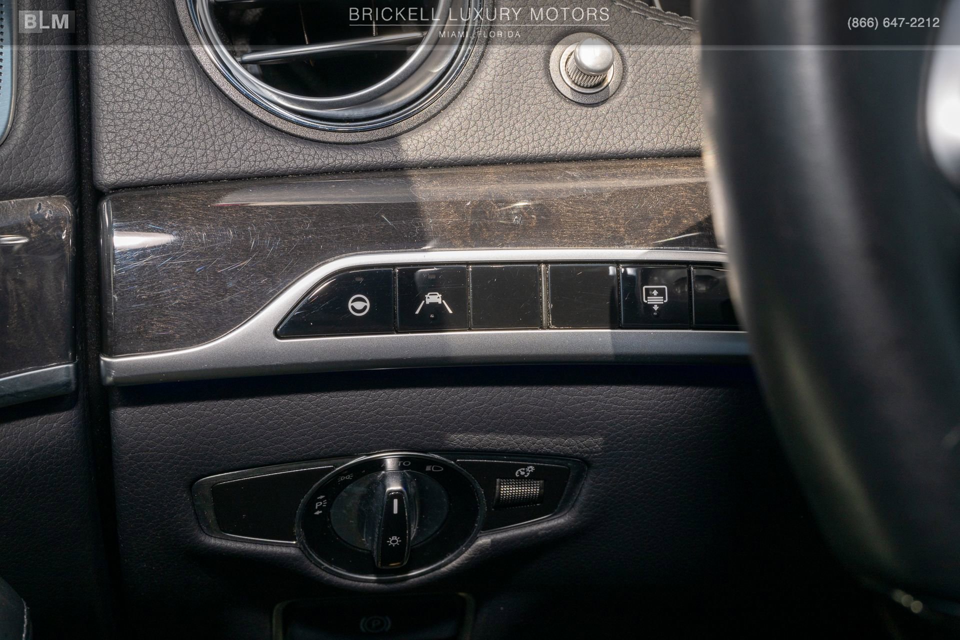 Used 2020 Mercedes-Benz S 560 4MATIC Sedan image 33