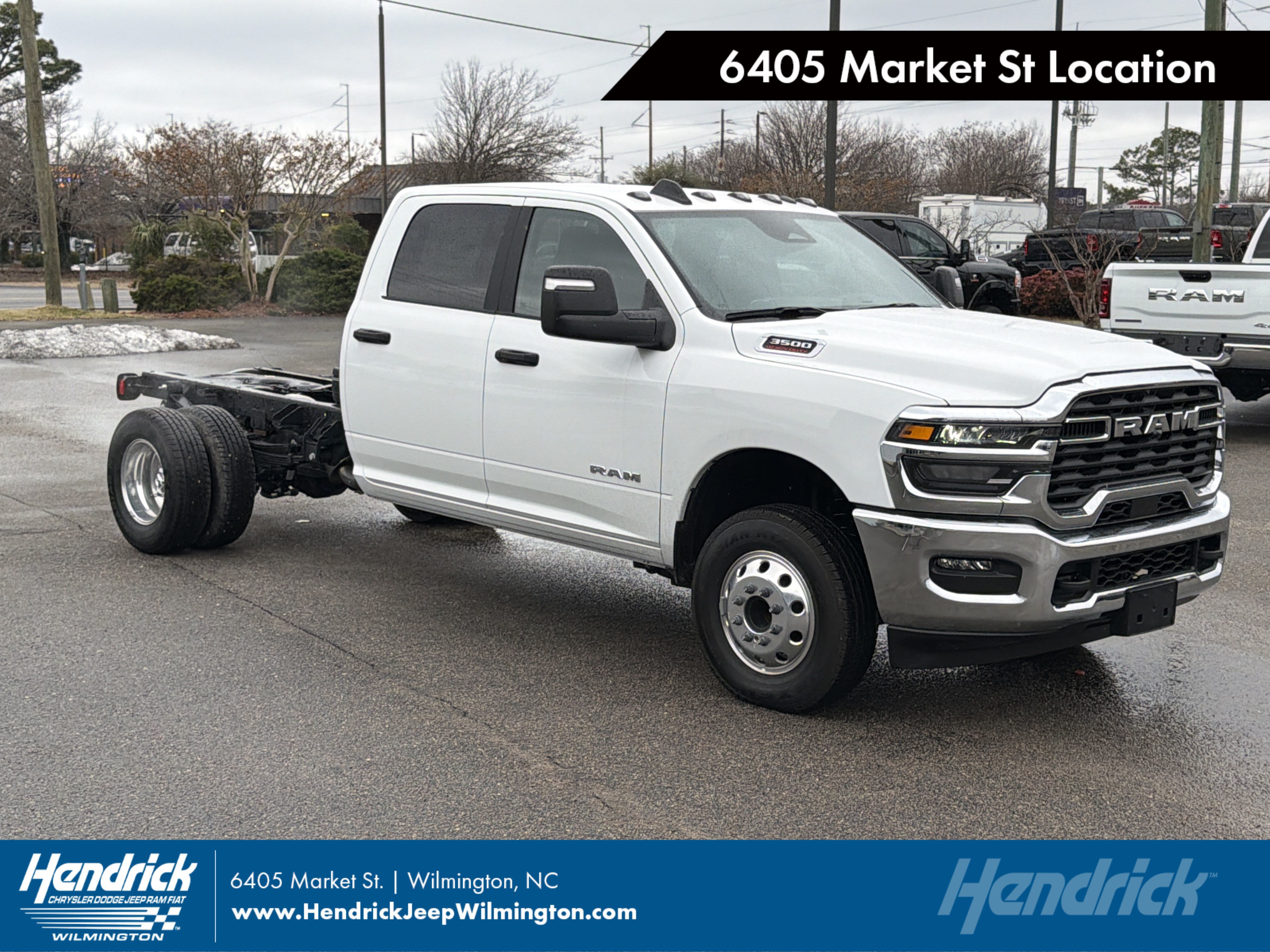 Used 2025 RAM 3500 Big Horn AWD/4WD image 1