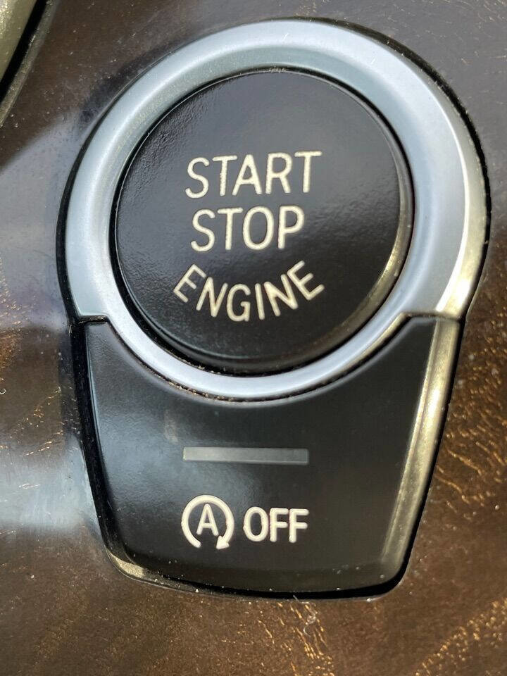 Used 2013 BMW 535i xDrive Sedan image 21