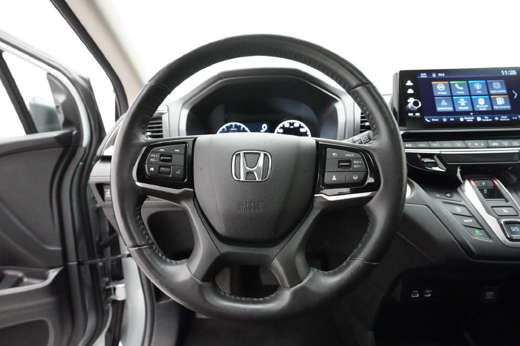 Certified 2025 Honda Odyssey EX-L image 4