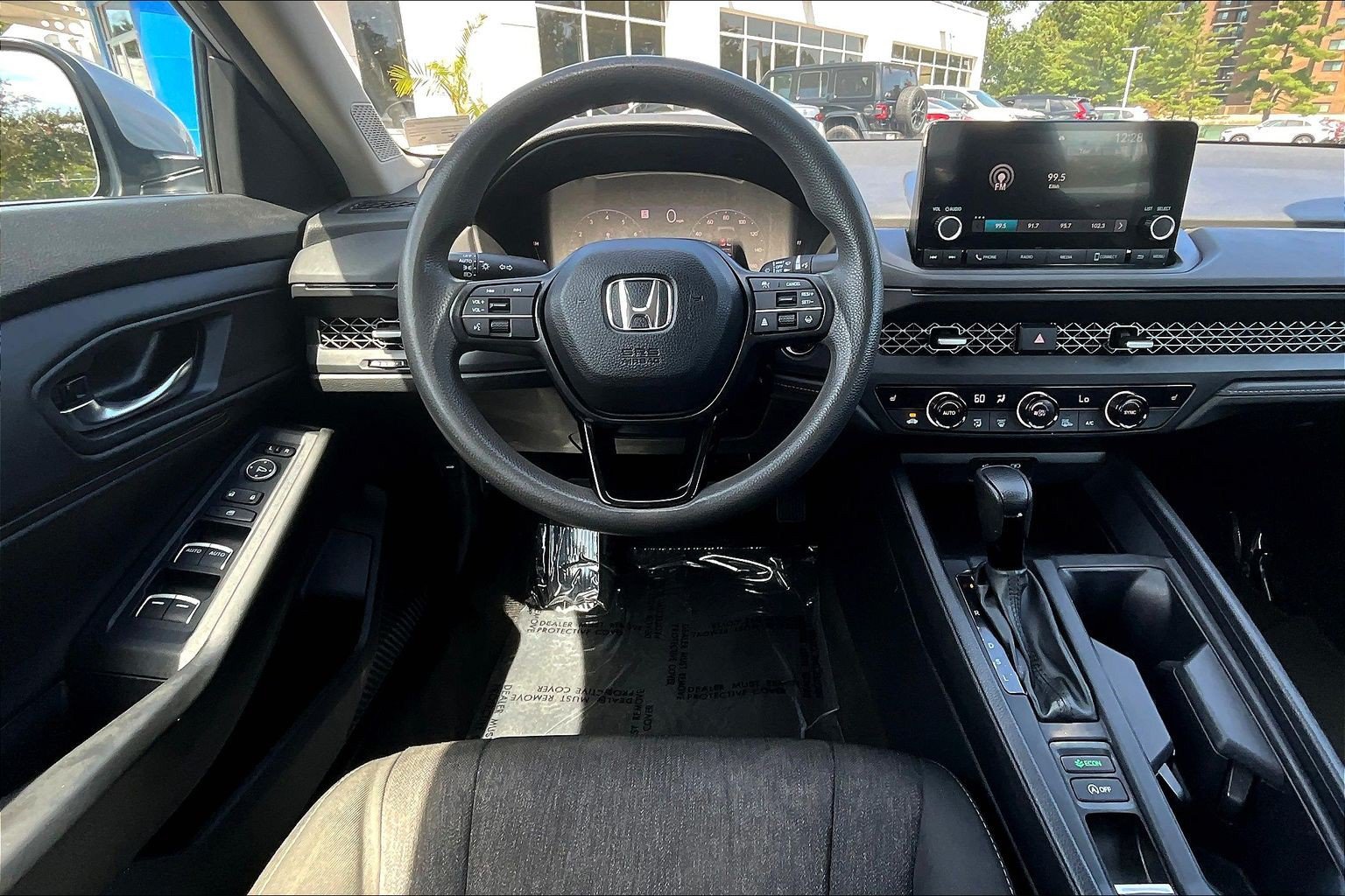 Used 2023 Honda Accord EX image 5
