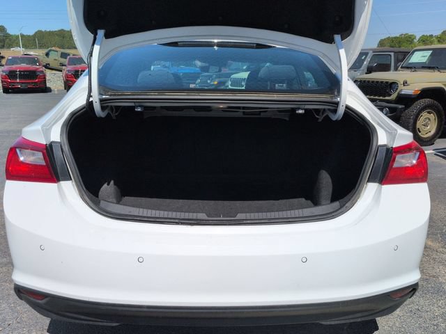 Used 2024 Chevrolet Malibu LT FWD image 30