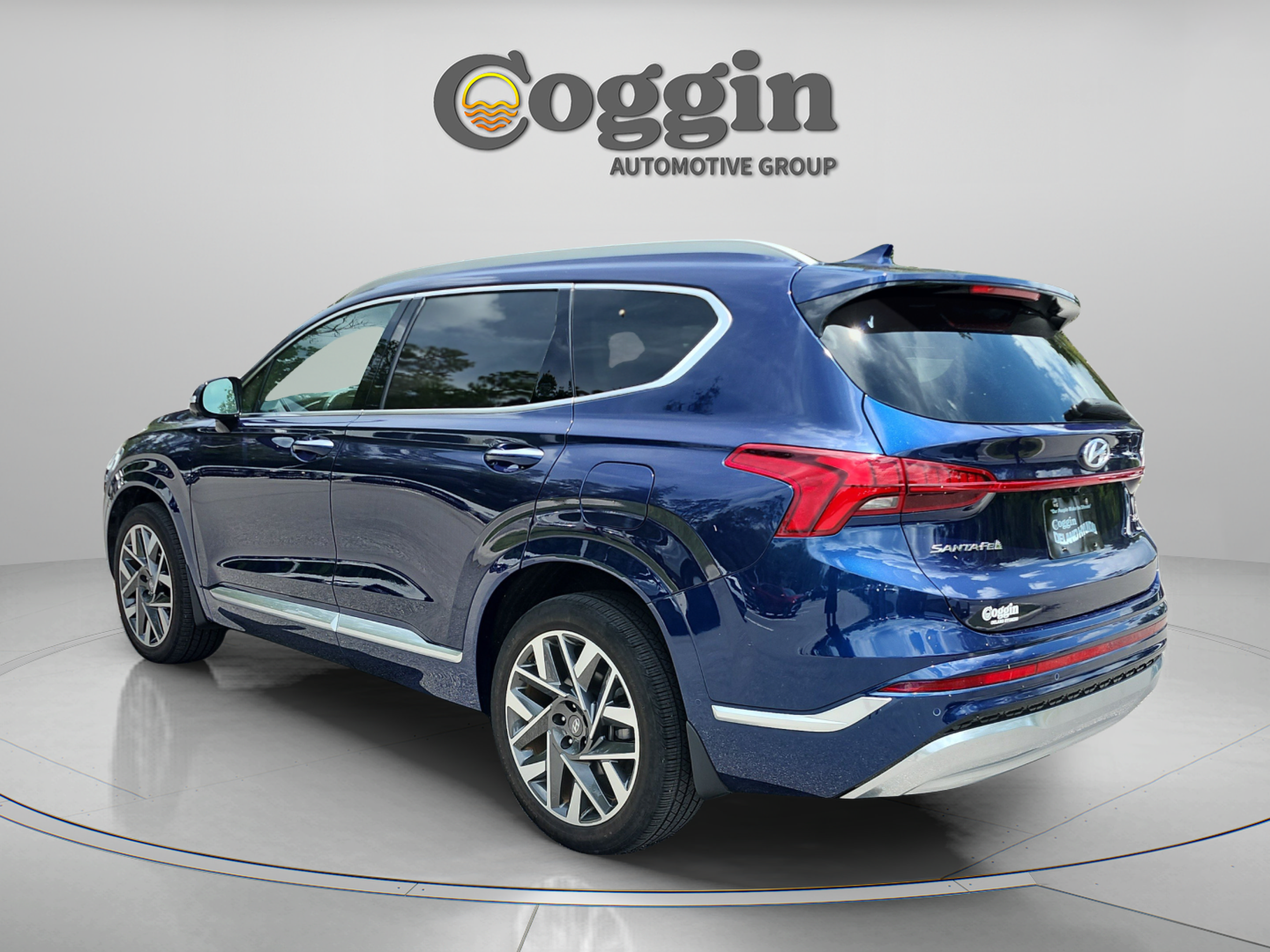Certified 2023 Hyundai Santa Fe Calligraphy w/ Cargo Package FWD image 3