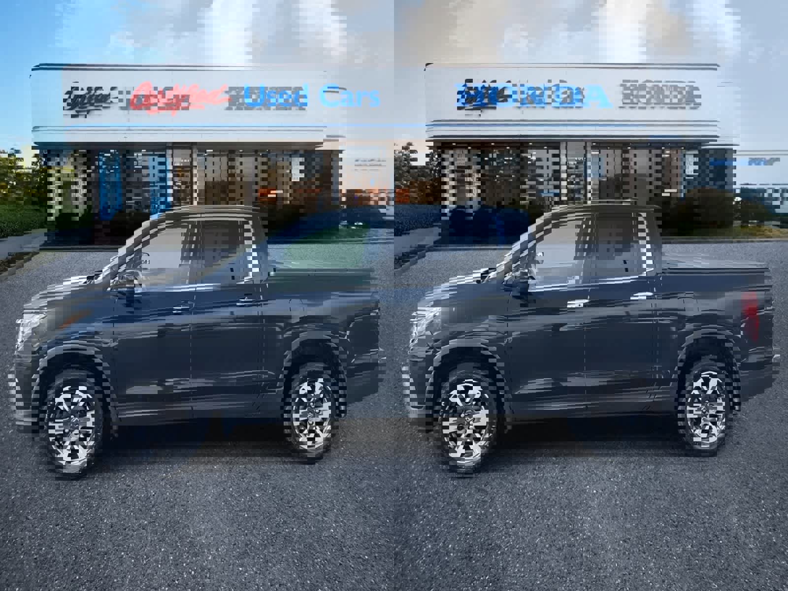 Used 2019 Honda Ridgeline RTL-E image 2