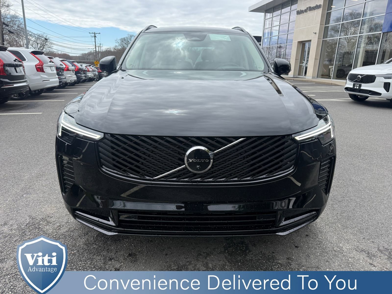New 2026 Volvo XC90 B6 Ultra w/ Lounge Package image 3