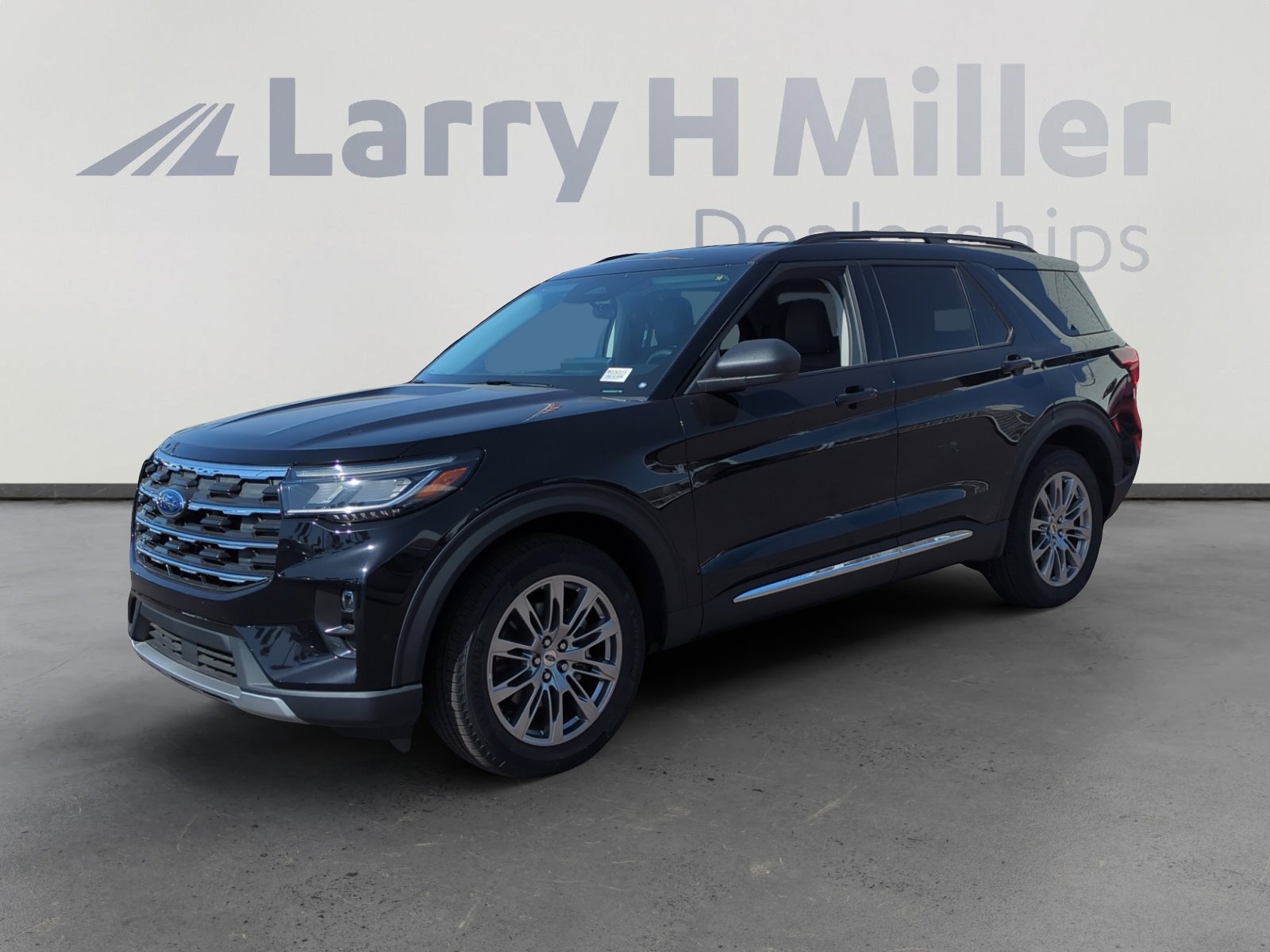 New 2025 Ford Explorer Active w/ Active Comfort Package