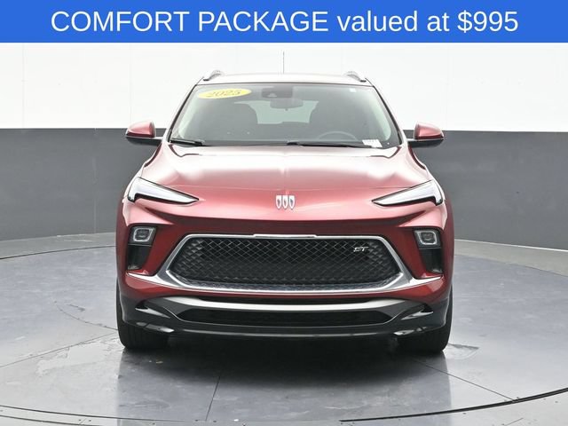 Used 2025 Buick Encore GX Sport Touring w/ Comfort Package AWD/4WD image 2