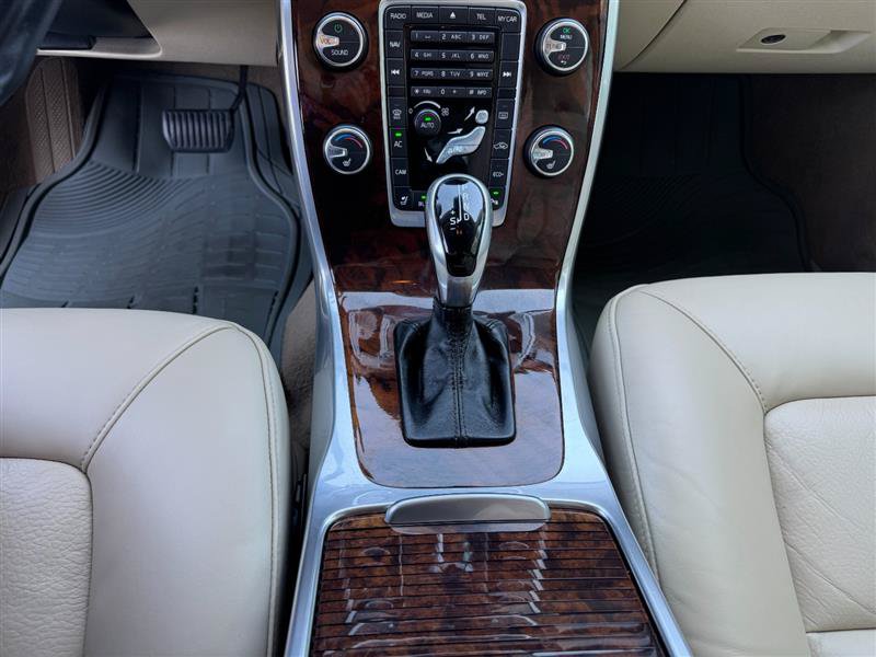 Used 2015 Volvo S80 T5 Platinum FWD image 43