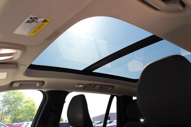 Certified 2023 Volvo XC90 B6 Plus w/ Protection Package Premier AWD/4WD image 30