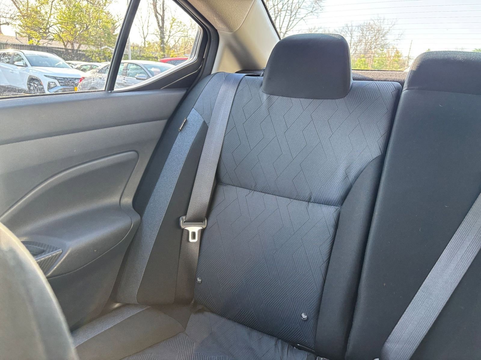 Used 2025 Nissan Versa SV image 37