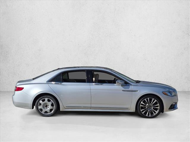 Used 2017 Lincoln Continental Reserve FWD image 4