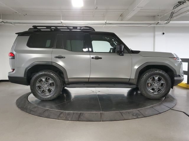 Used 2024 Lexus GX 550 AWD/4WD image 17
