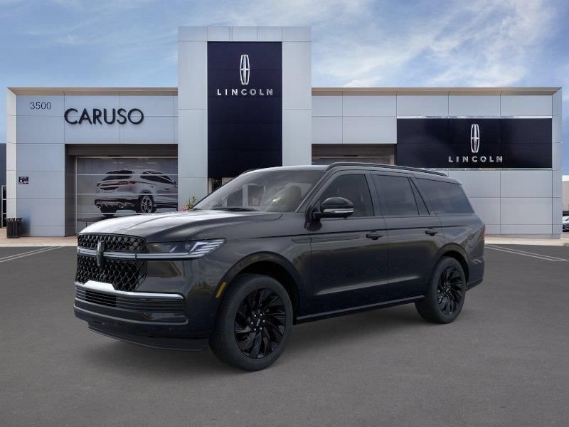 New 2026 Lincoln Navigator Reserve w/ Jet Appearance Package AWD/4WD image 1