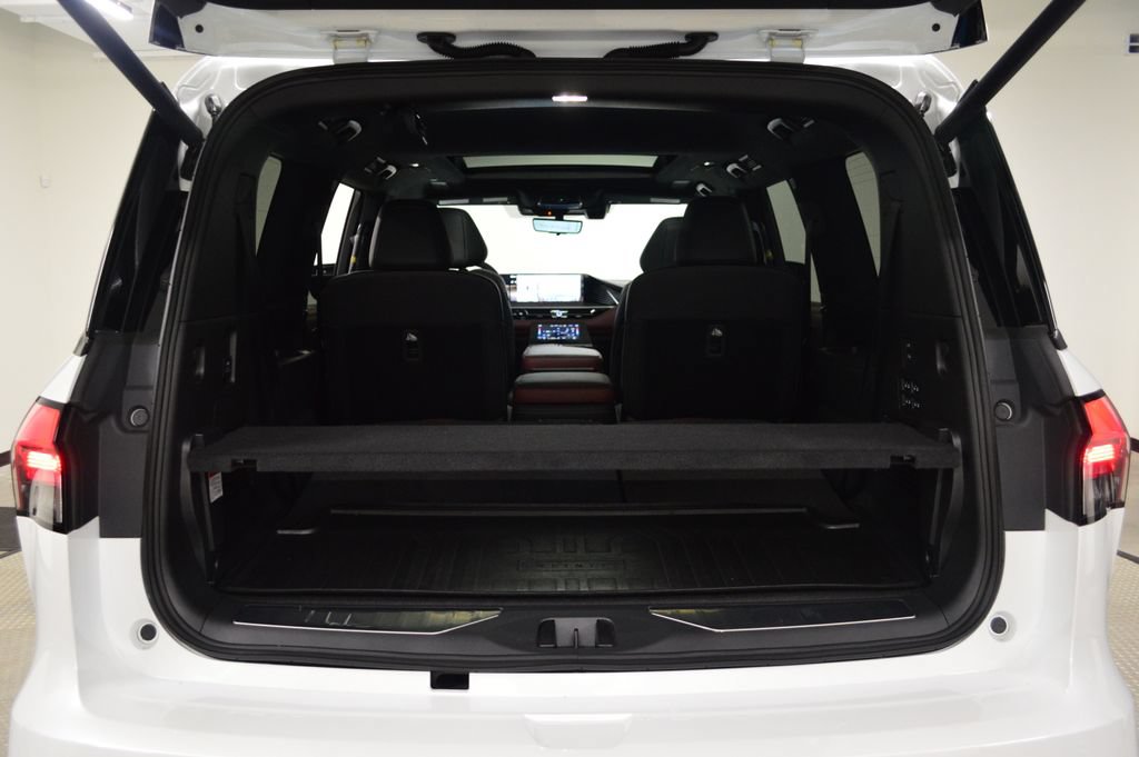 Certified 2026 INFINITI QX80 Autograph w/ Premium Cargo Package AWD/4WD image 42